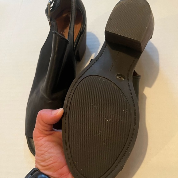 Lucky Brand peep toe booties boots black leather low heel size 37 - Picture 9 of 12